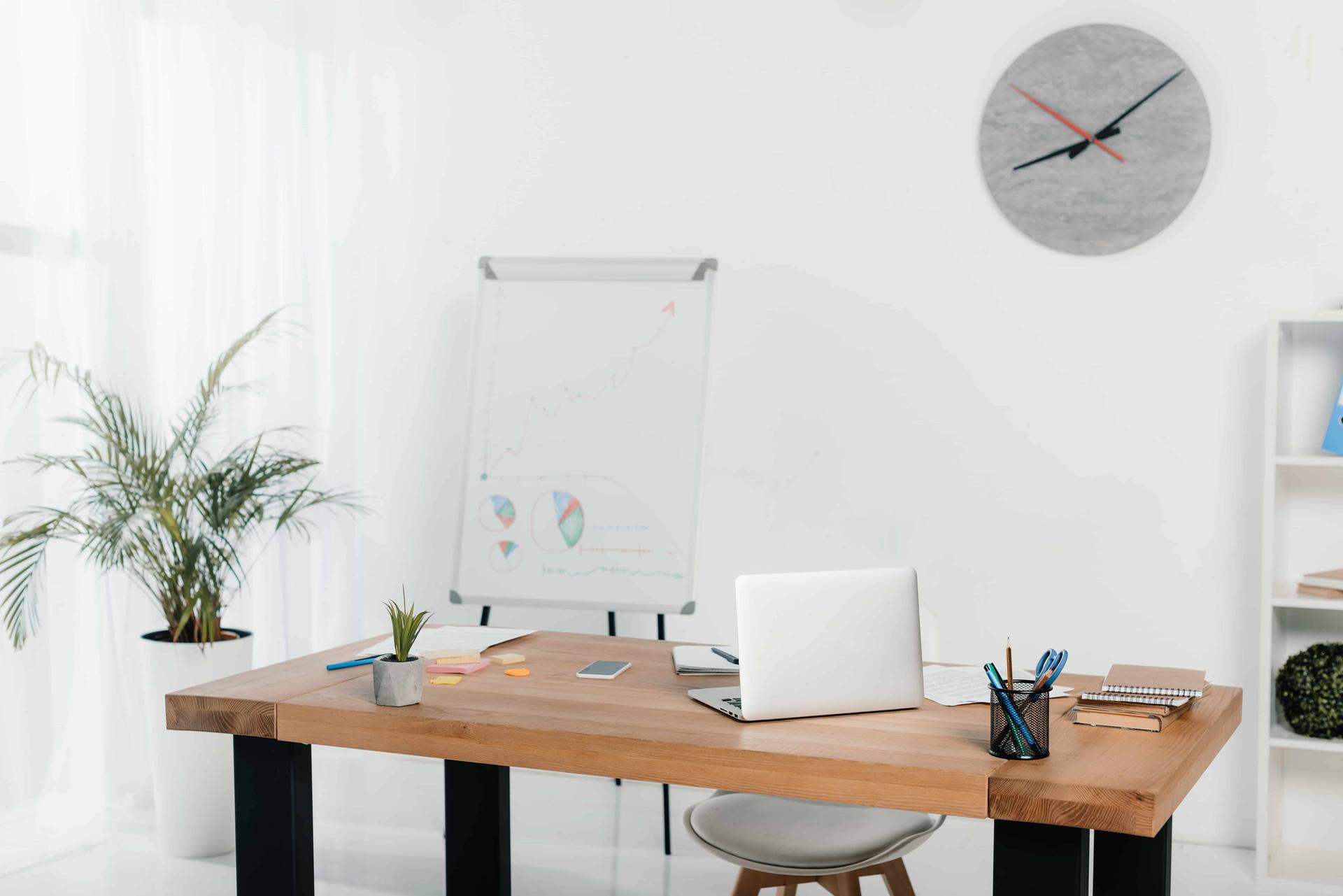 nam-nado-rasstatsya-kak-uvolit-sotrudnika-i-ostatsya-s-nim-v-horoshih-otnosheniyah-min